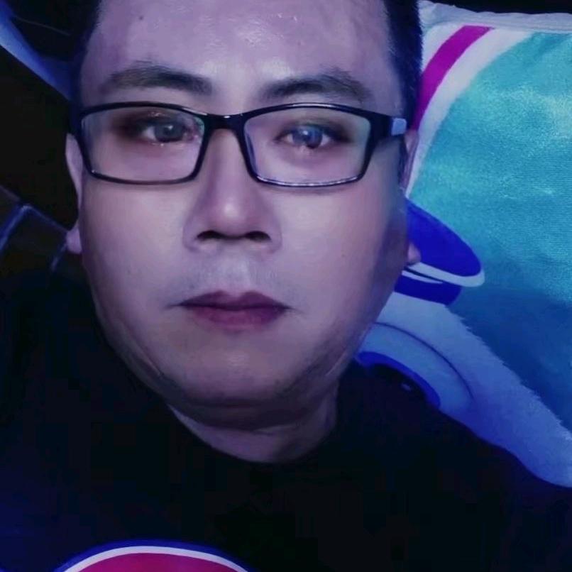 天高云淡