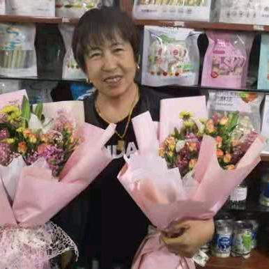 宝珠坐金莲