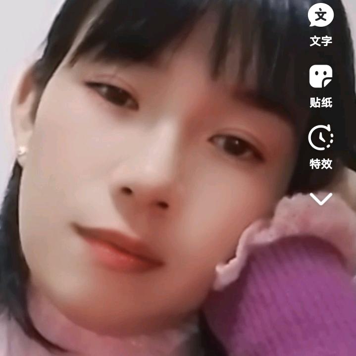 小v