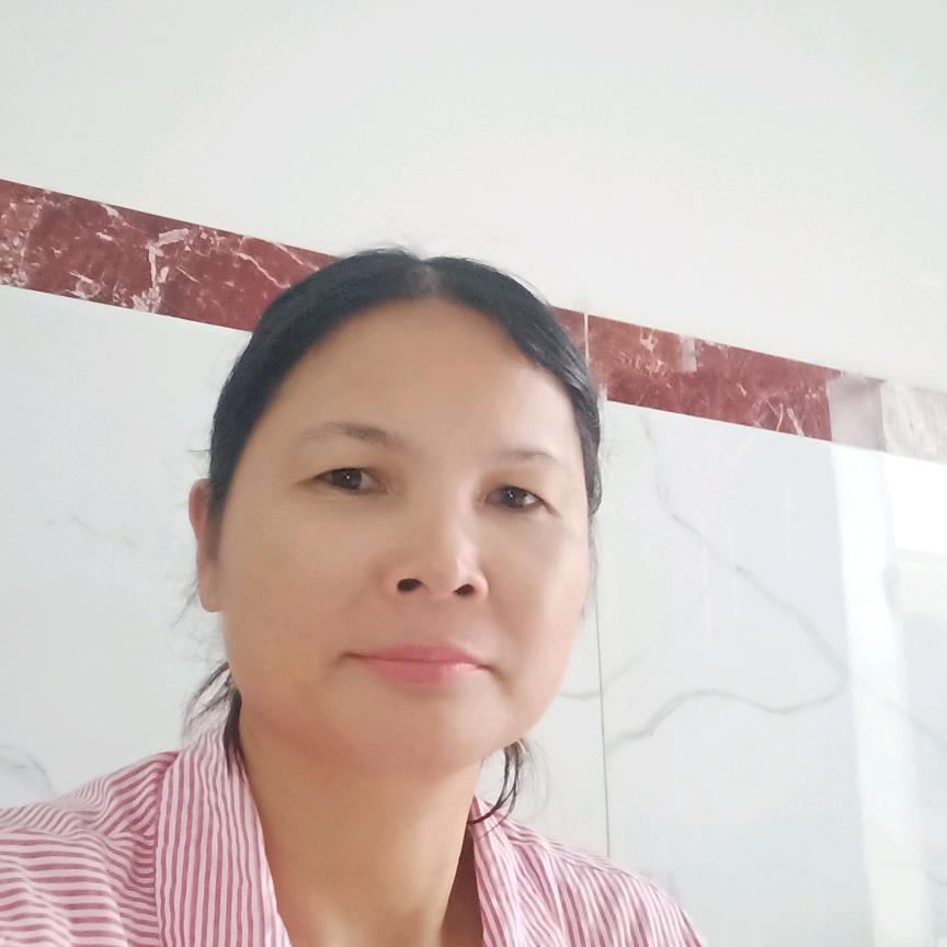 菲菲（我爱旅游）