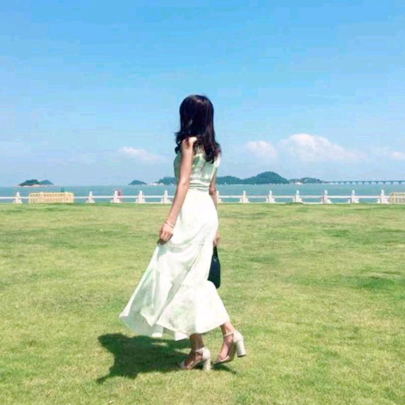 幸运༺ཌༀཉི桃༒子༃ༀད༻