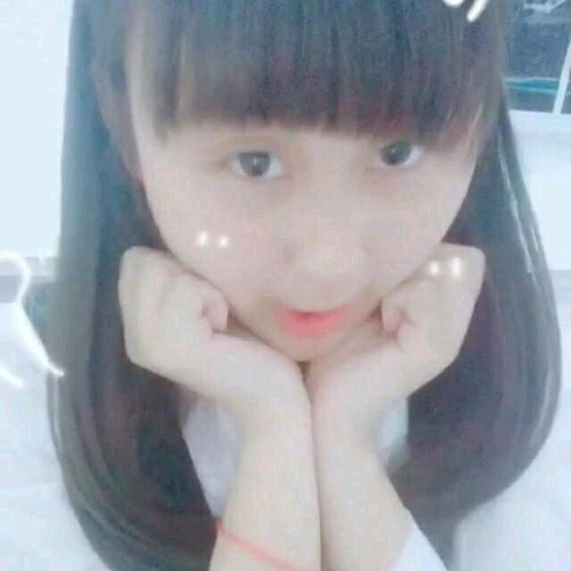 依依