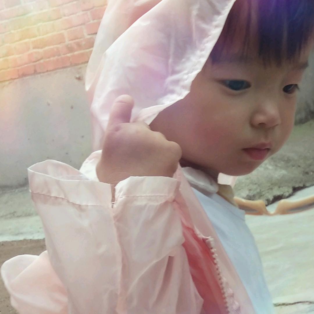 韦东瑞三宝妈妈