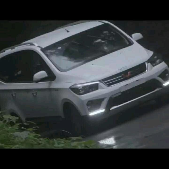 秋名山小狐哥