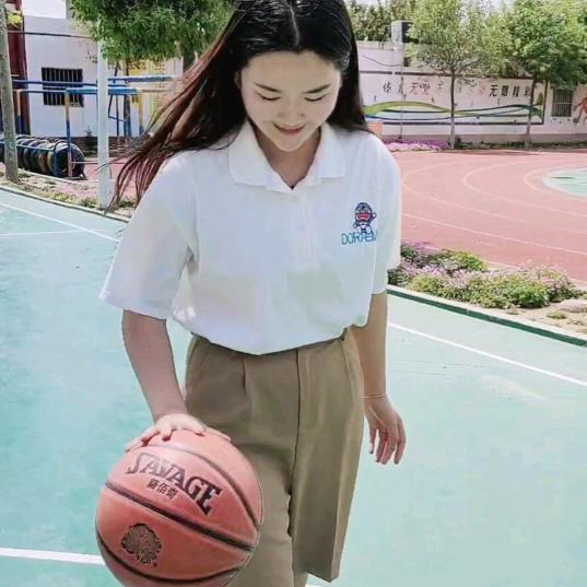 教语文的小杨老师