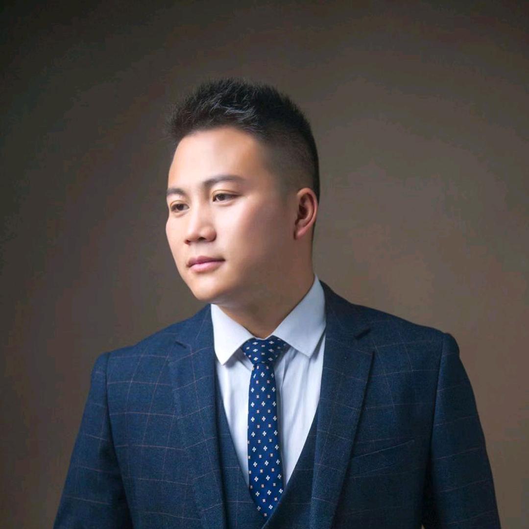 伊塞能（罗厂长）