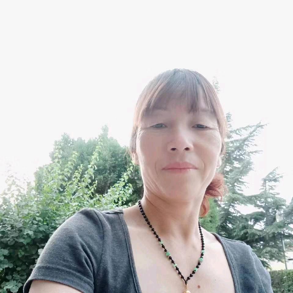 爱笑的女孩