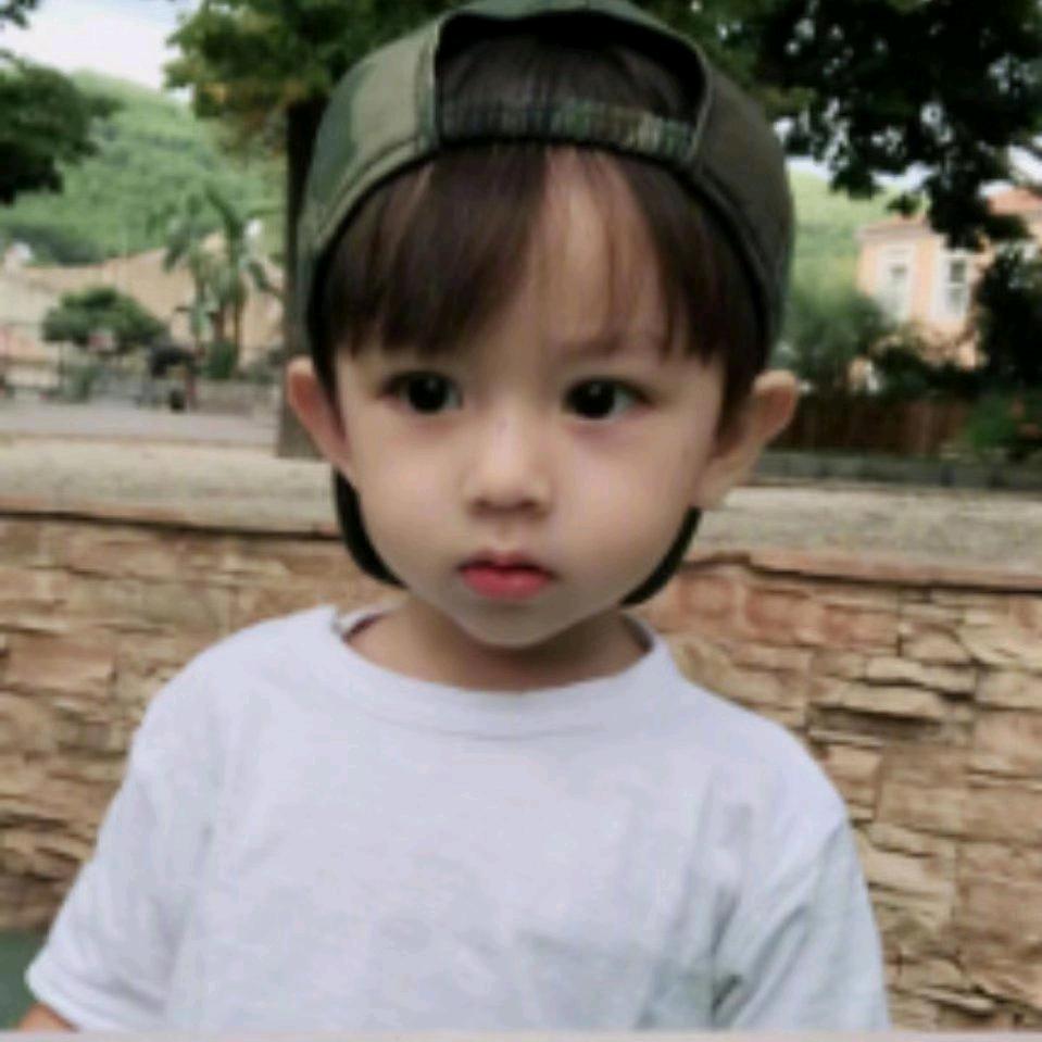大脸G小妞