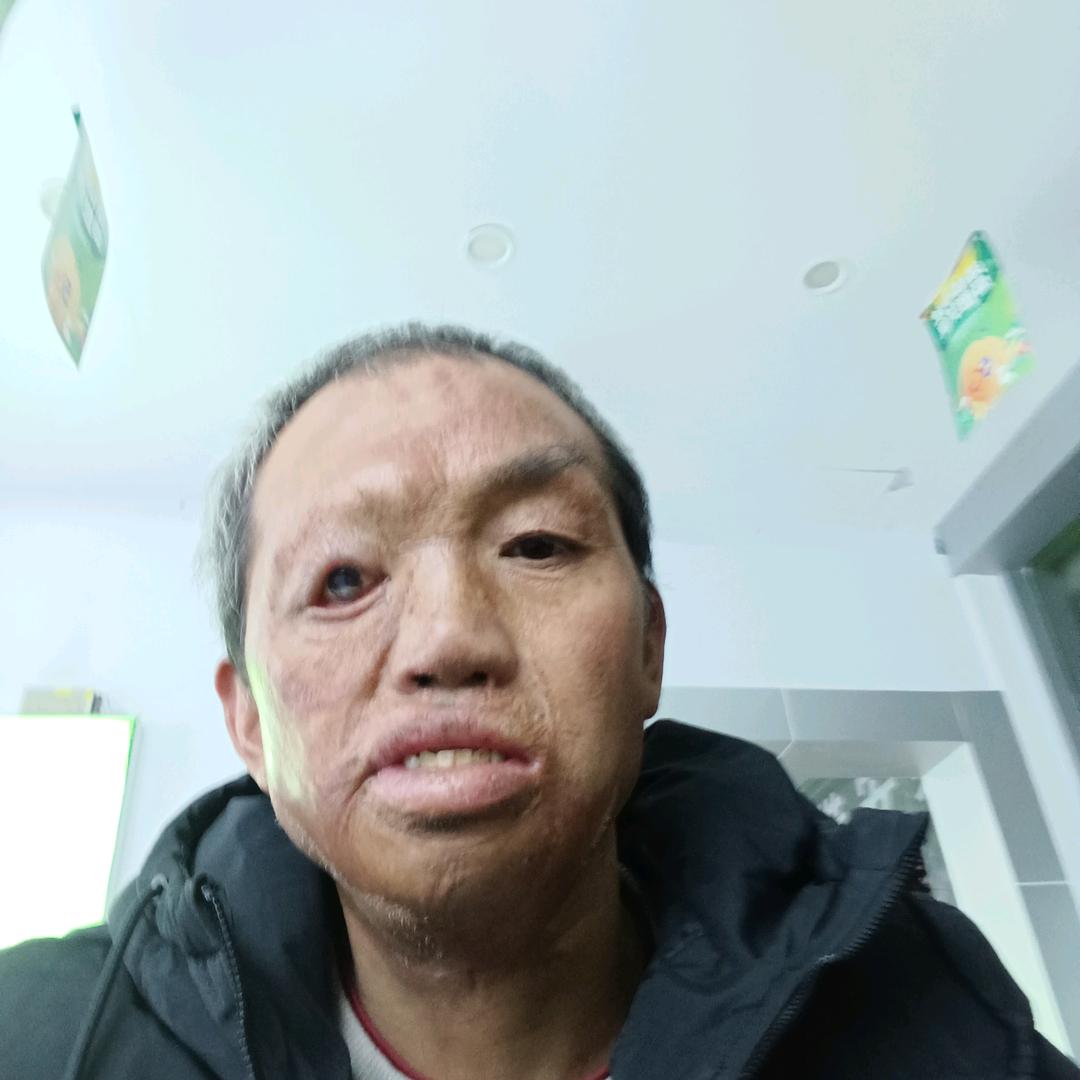 袁贵中