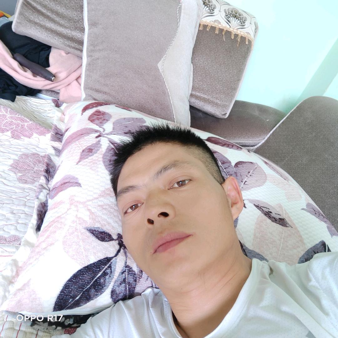 一人为本，踏实做人。