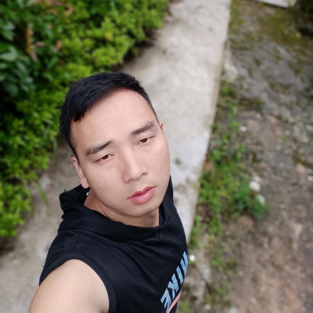 龙哥（记录生活）