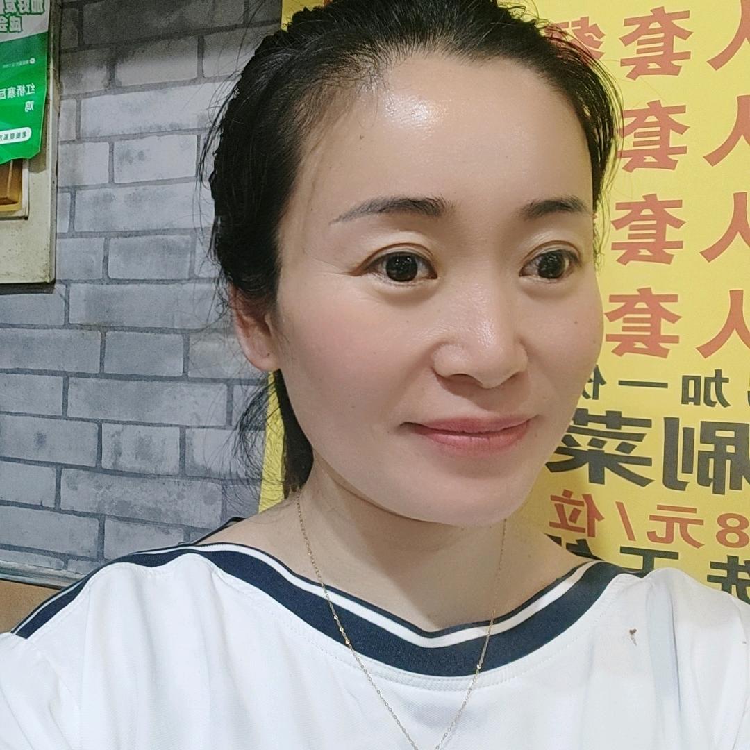 红桥寨瓦香鸡老板娘小号