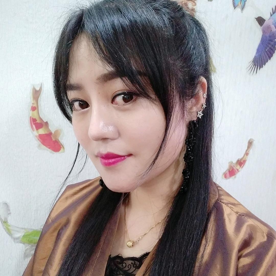 牛场发之都(化妆美发纹绣)蕊姐