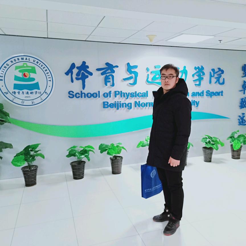 伊伊轩轩爸爸