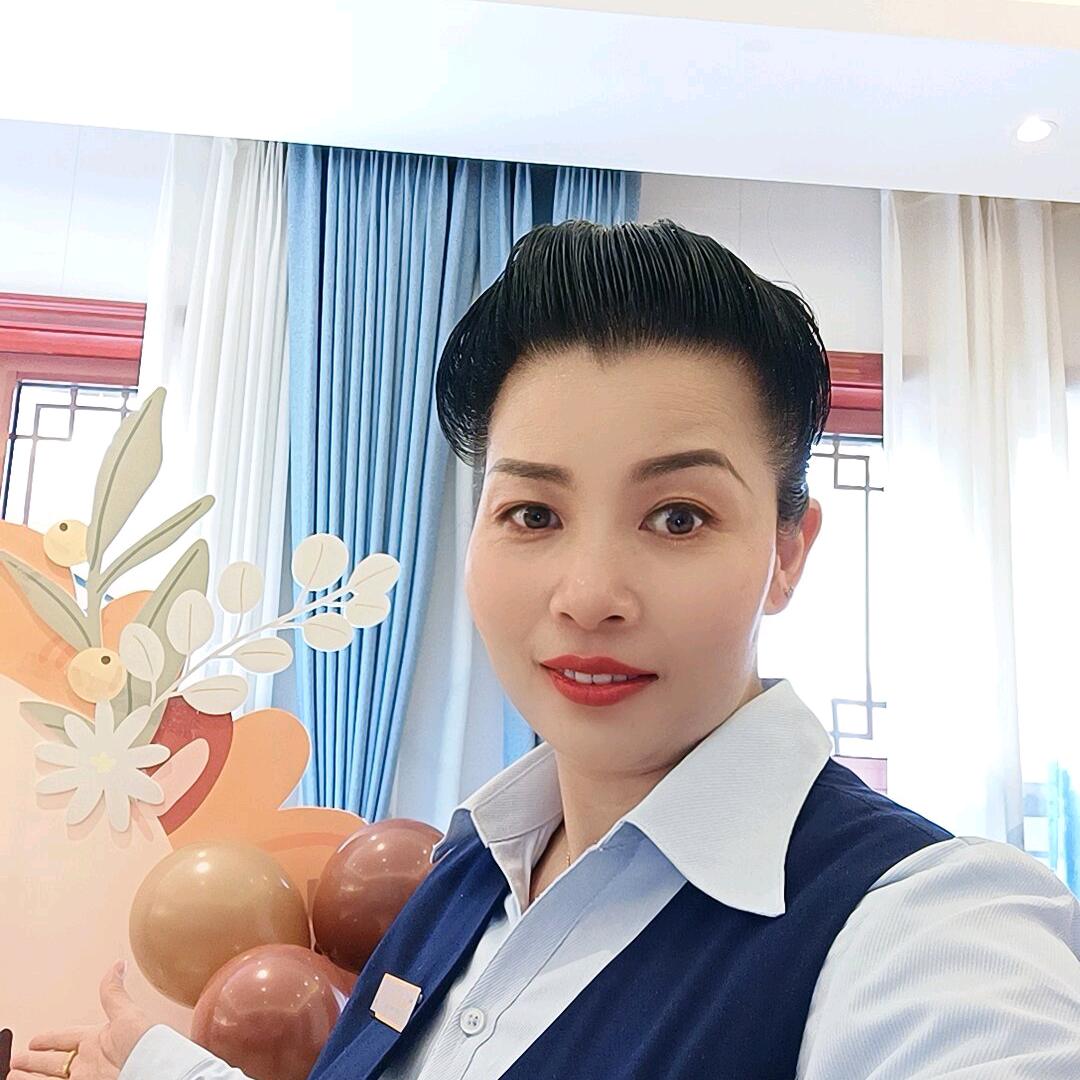 餐饮人张玲