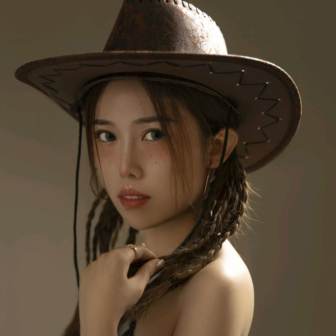 鹤鹤 ㄏㄜˋ ㄏㄜˋ