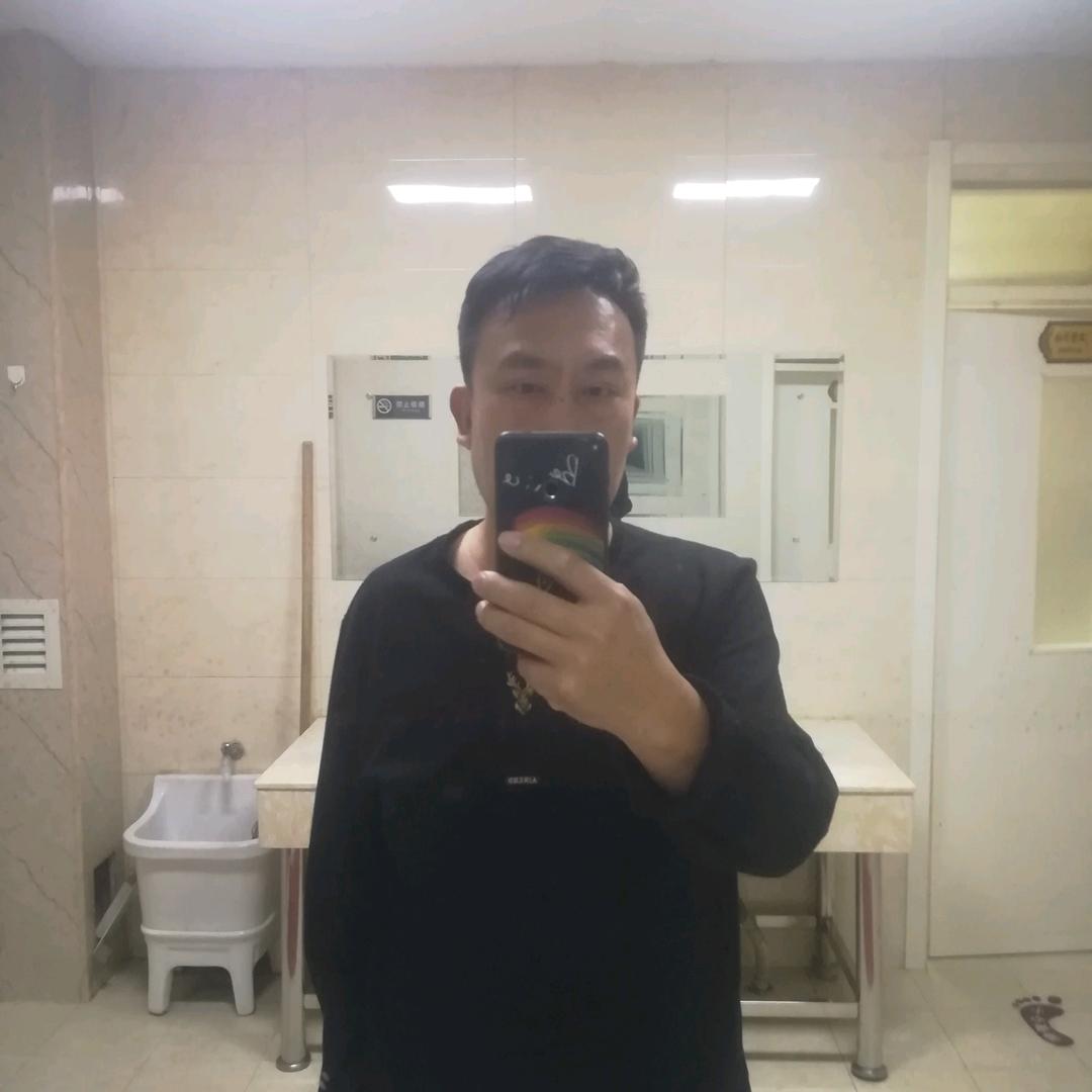 辉辉爸