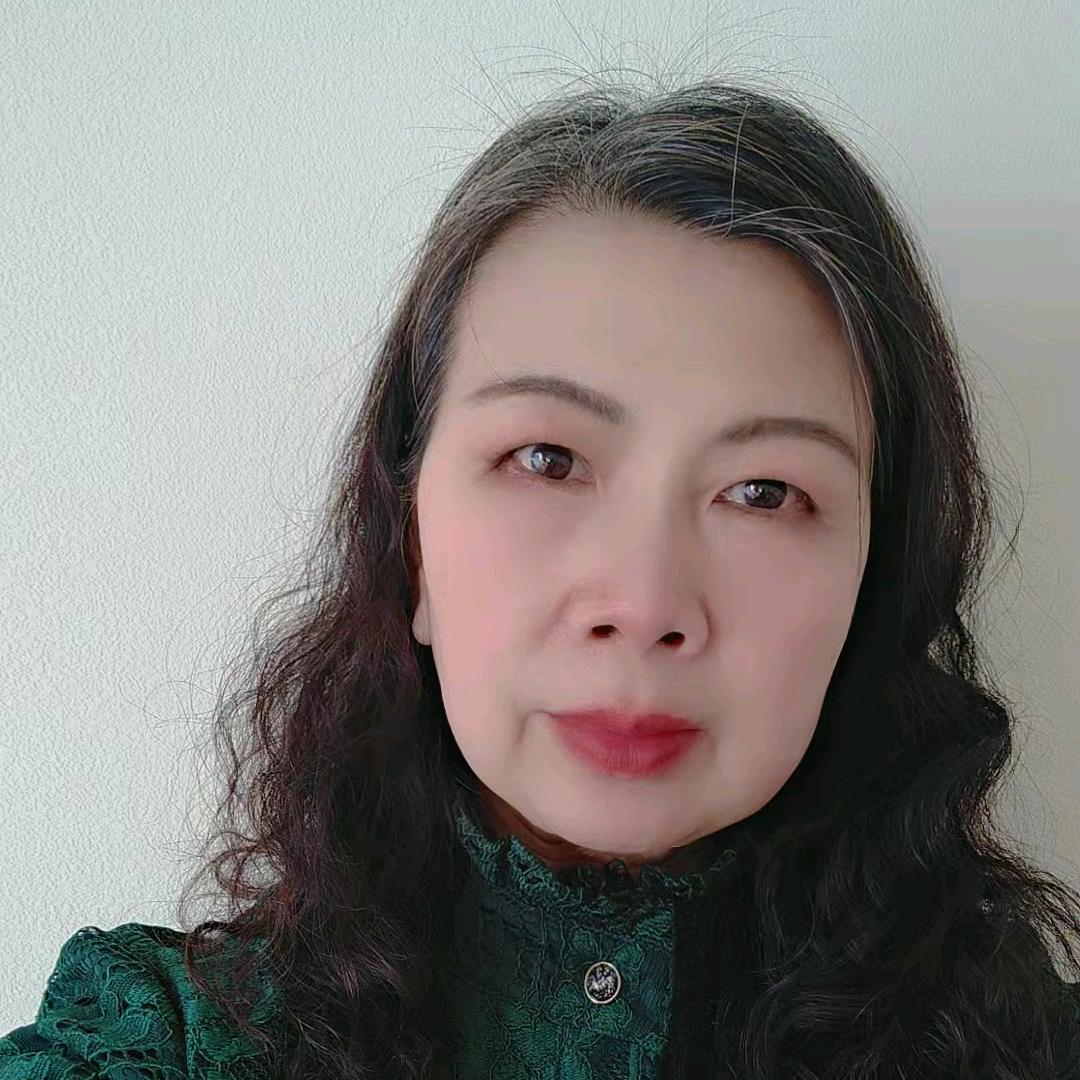 文安孟花服装高端定制