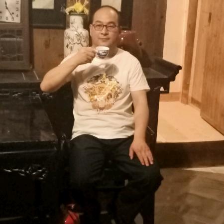 秋哥