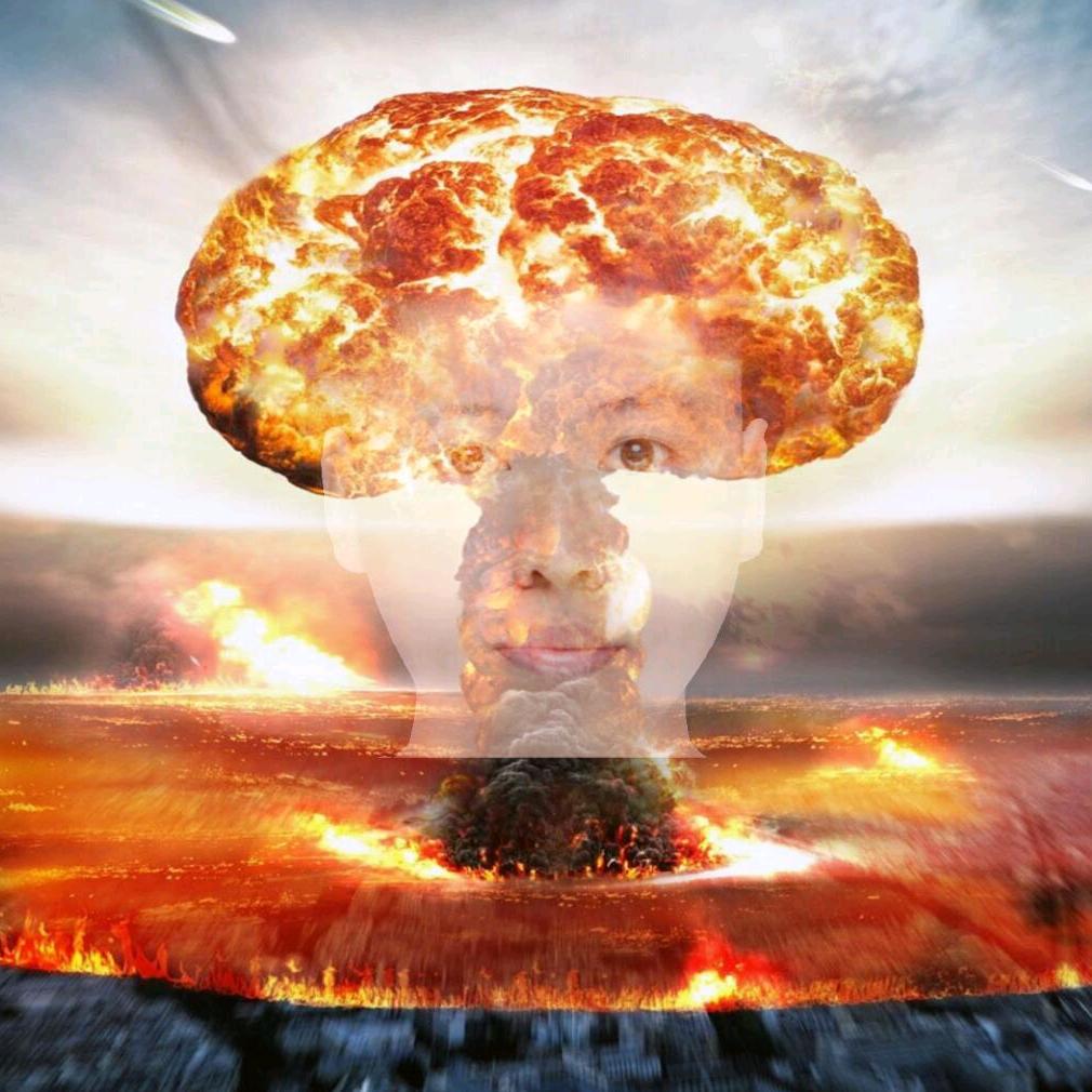 驿卒核弹超人