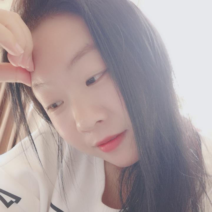 小丽吖吖(ง •̀_•́)ง