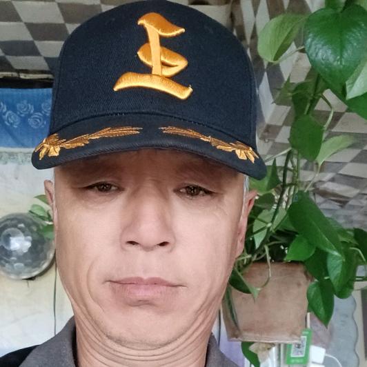 王立新爱唱歌和二人转