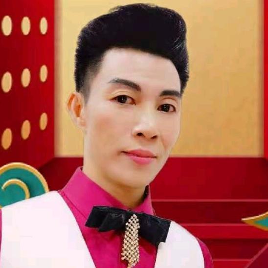 周弟定制时装与养生疗法