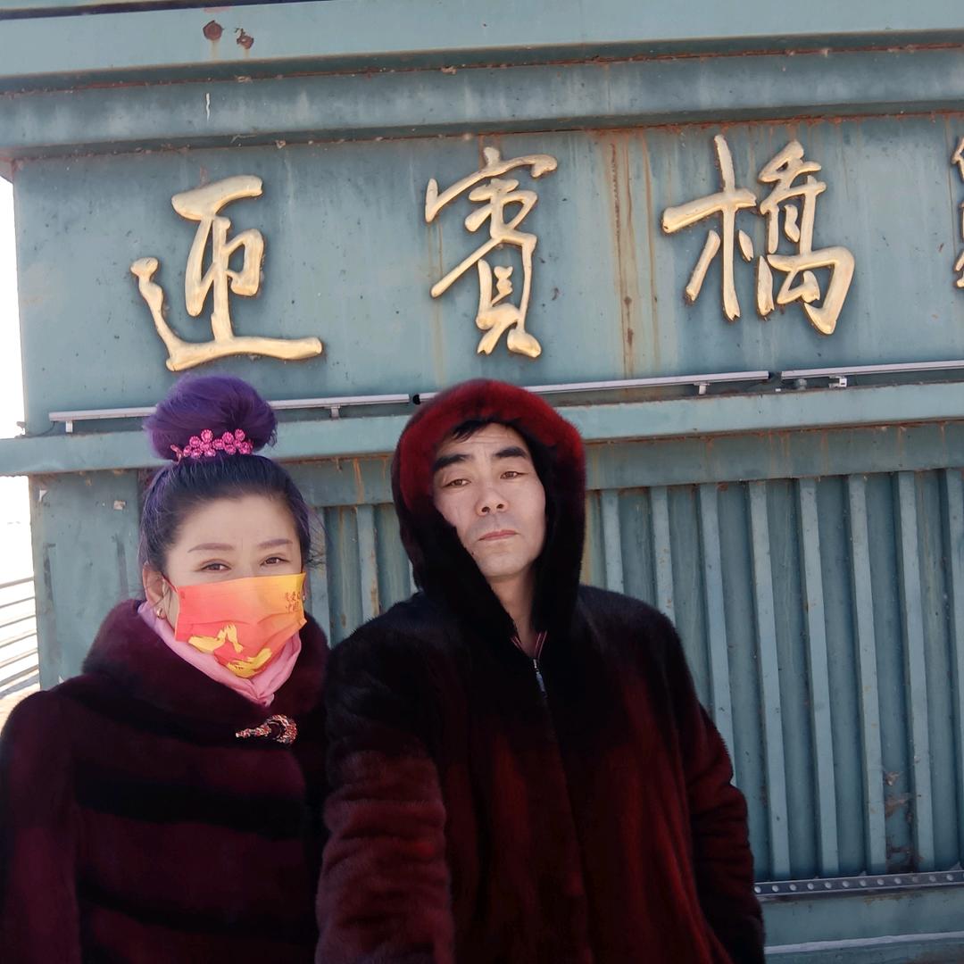 专业修理铲车胎，汽车