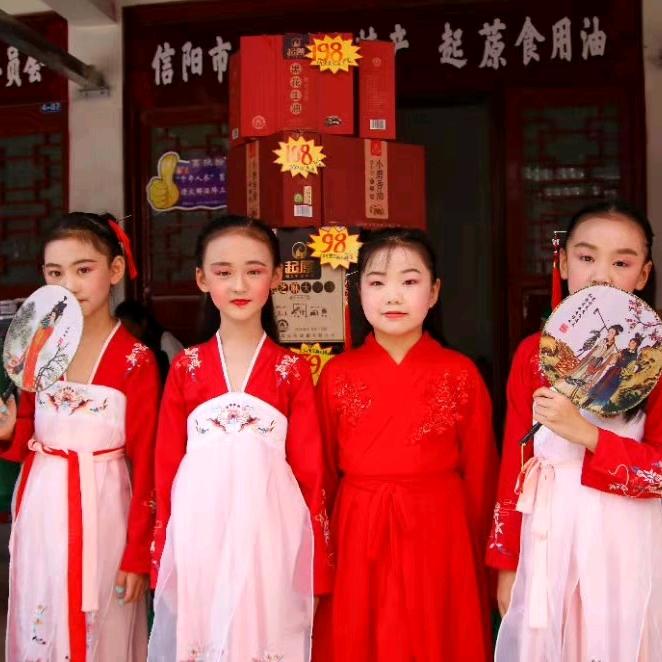 看世界，找自己……