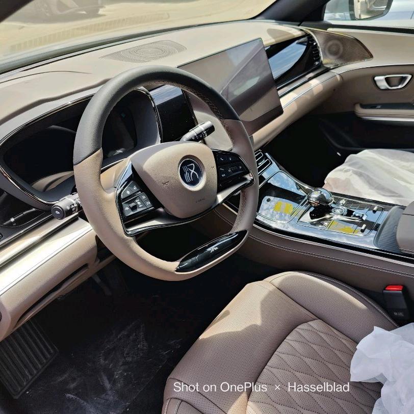 跨境物流小哥的汉♞