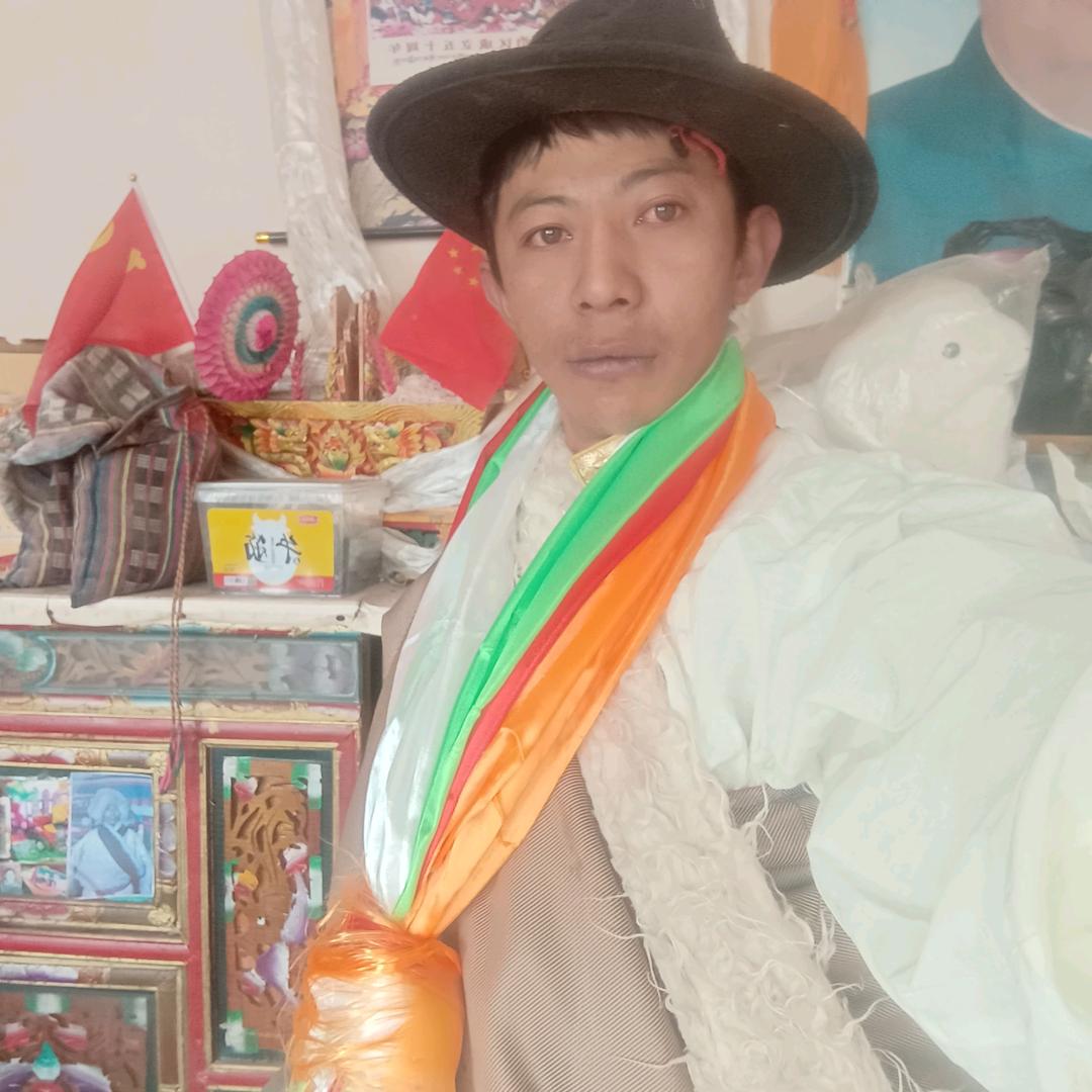 仁青秋加