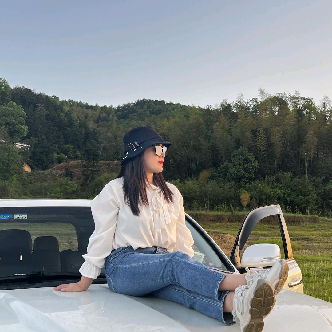 建宸大院.桃李江南.叁号公馆买房找邓丽丹