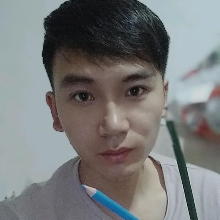 彝小陈