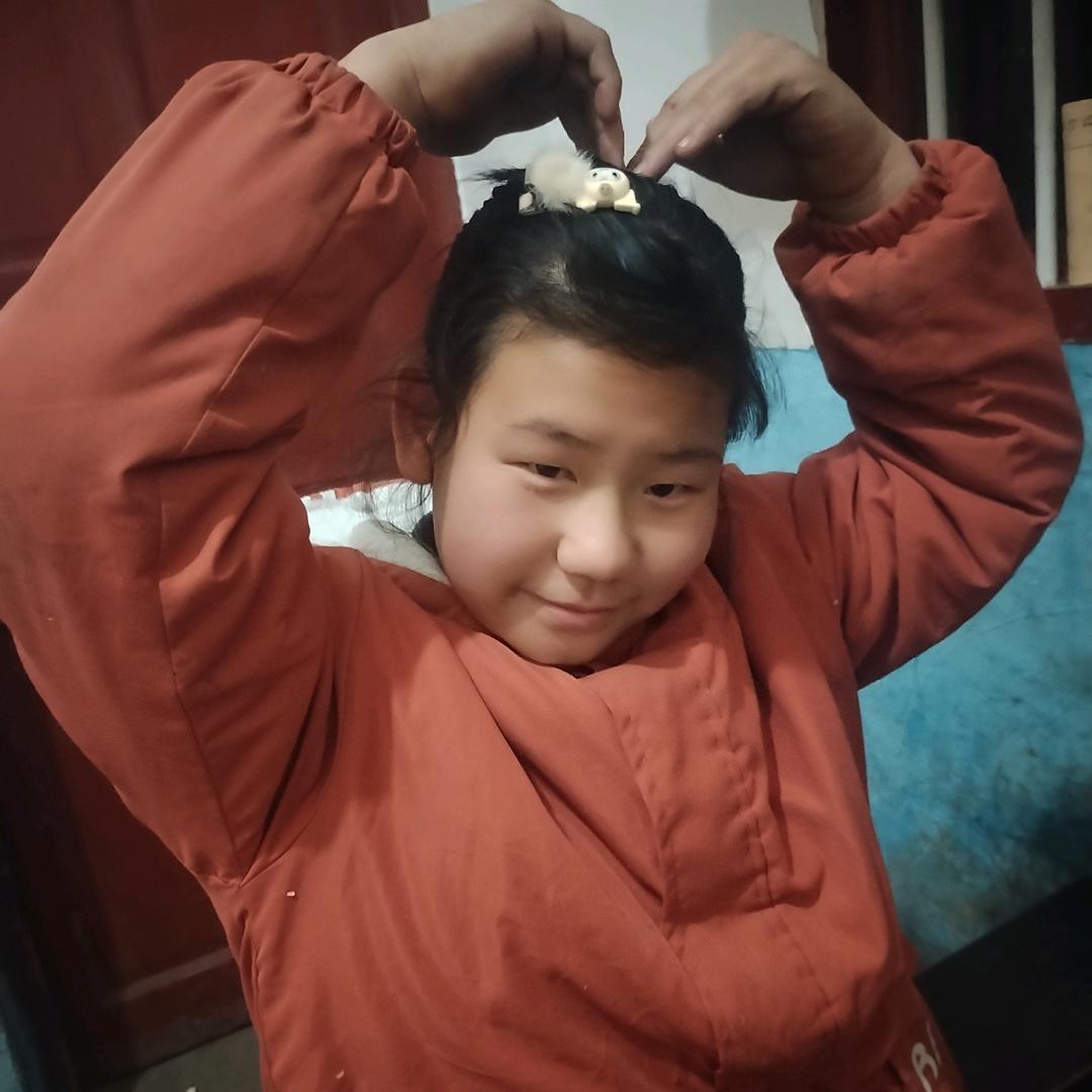 板凳女孩婷婷