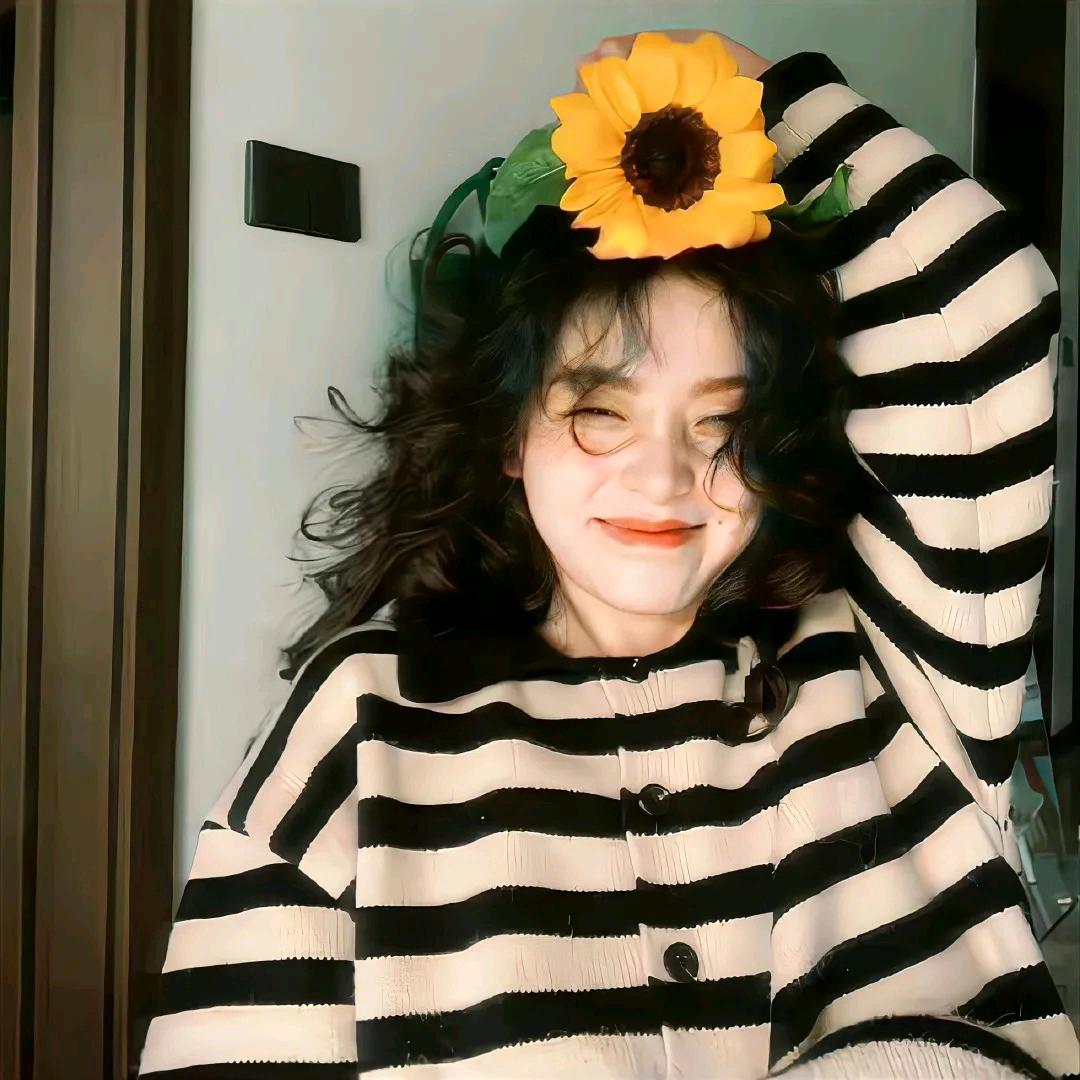 偷走月亮的猫ʚɞ