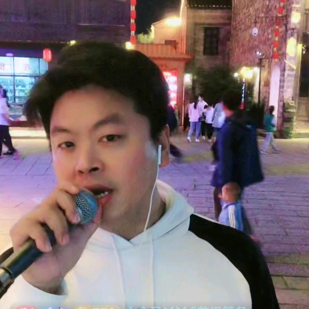 爱唱歌的鱼🎤