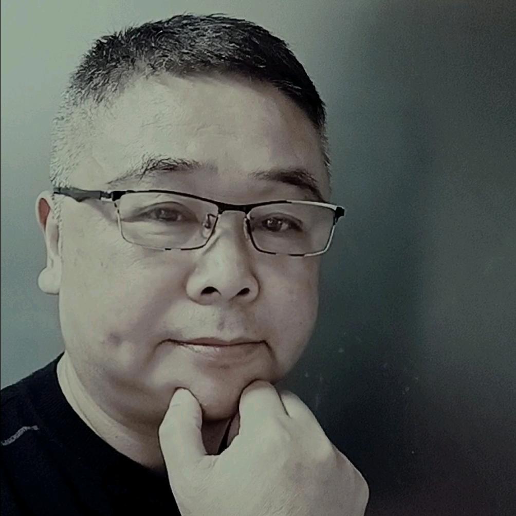 71猪🐷大叔