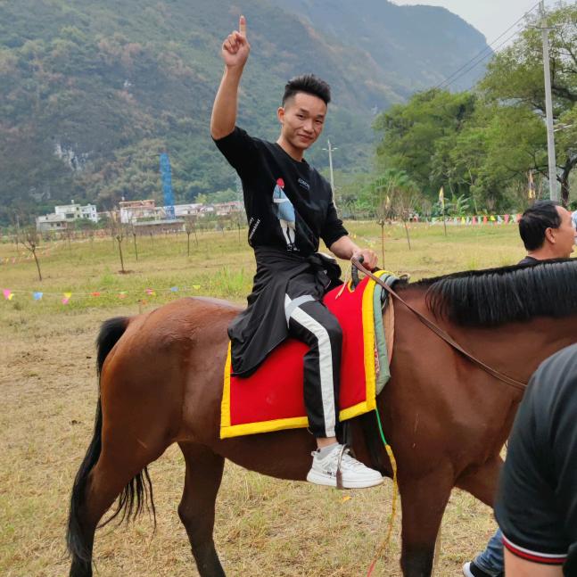 雷霆搬运