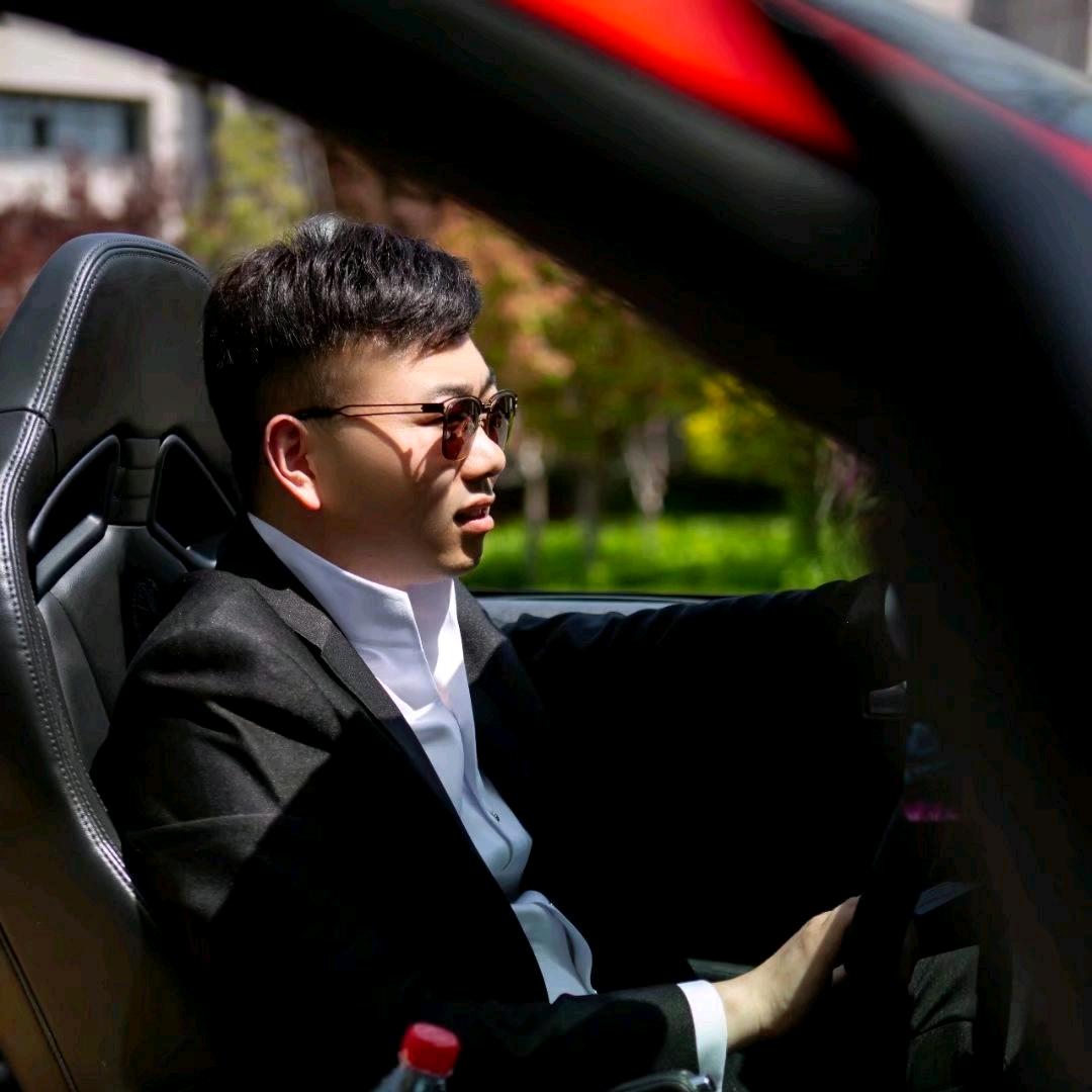 王子老师  冯文星