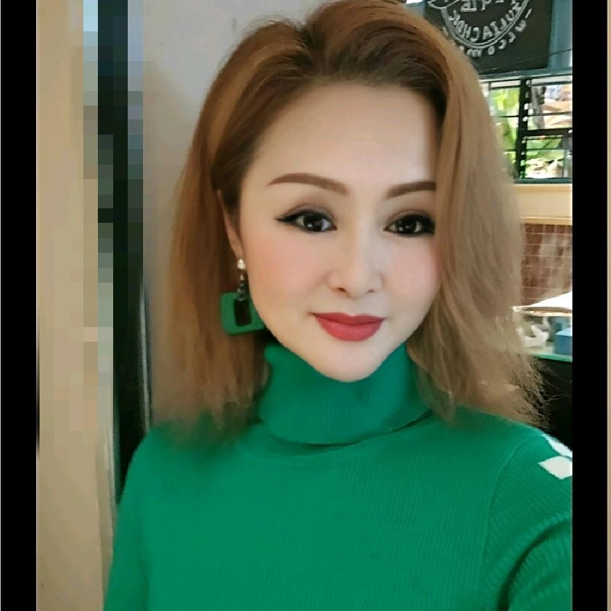 何欣妍舞蹈~服饰