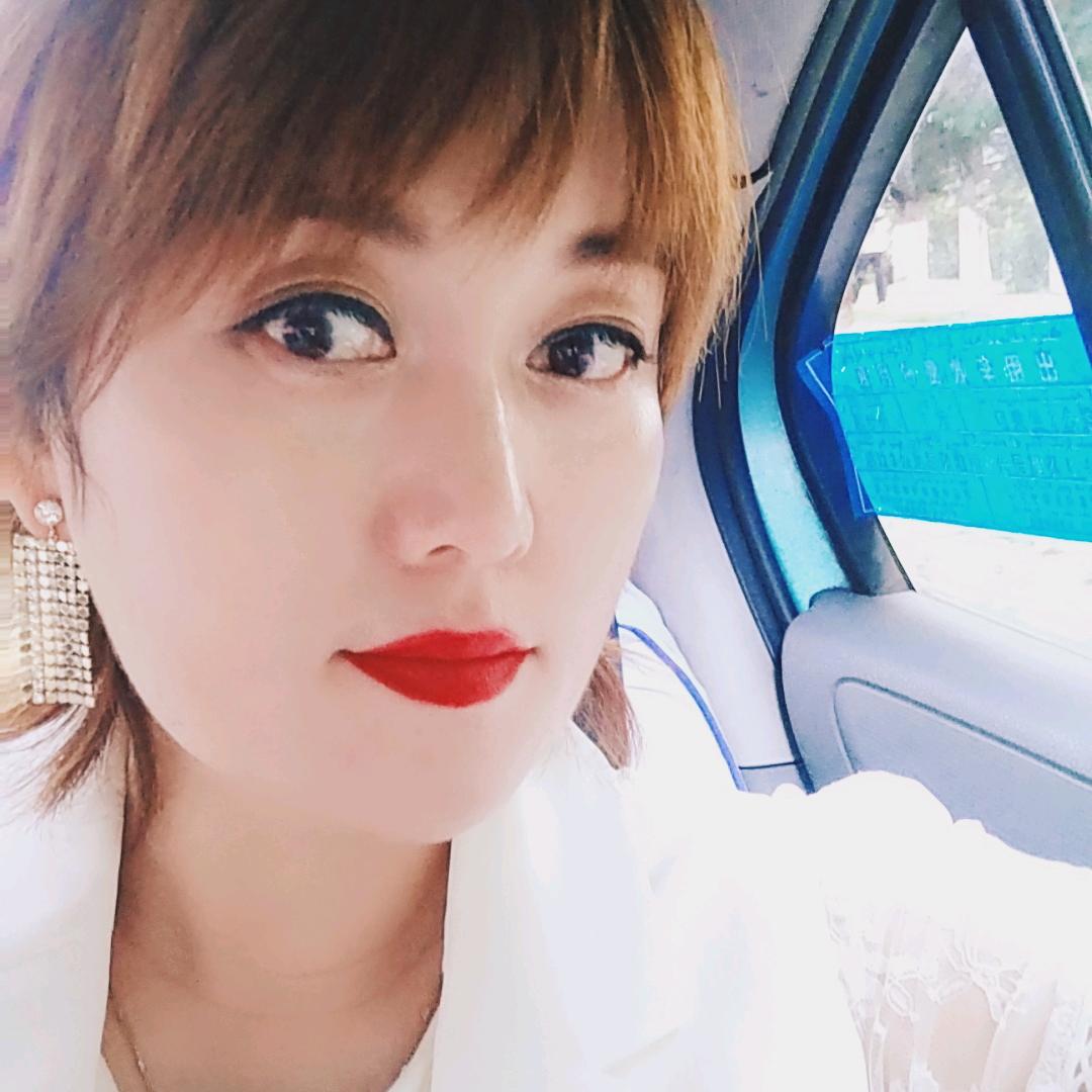 奈斯婚纱礼服馆（伊犁店)