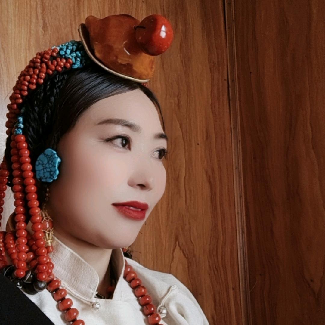 藏族姑娘🌹