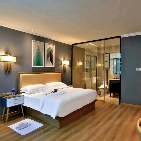 东方·奕居酒店（永康市政府与大润发店）