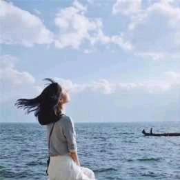 爱笑的眼