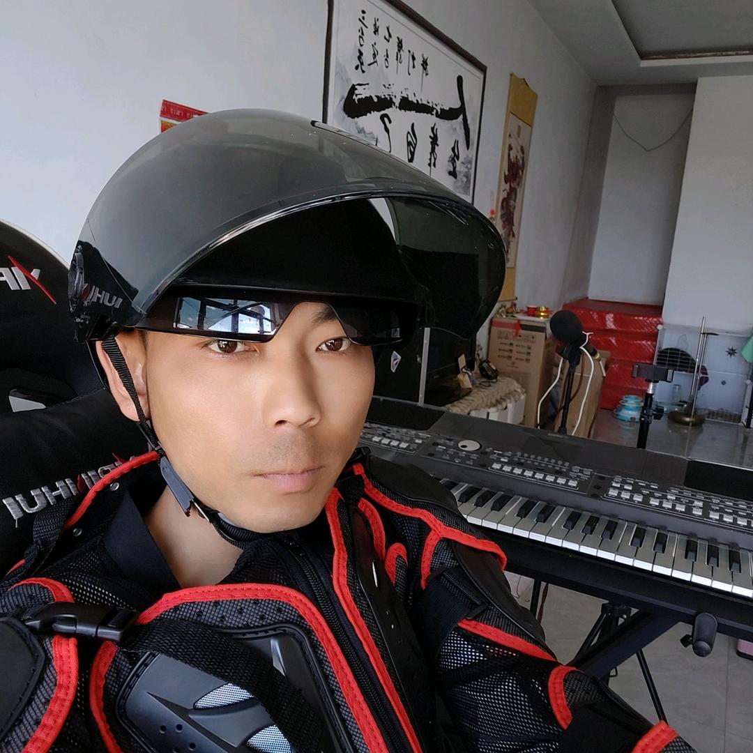 希拉穆仁草原溜达乐队