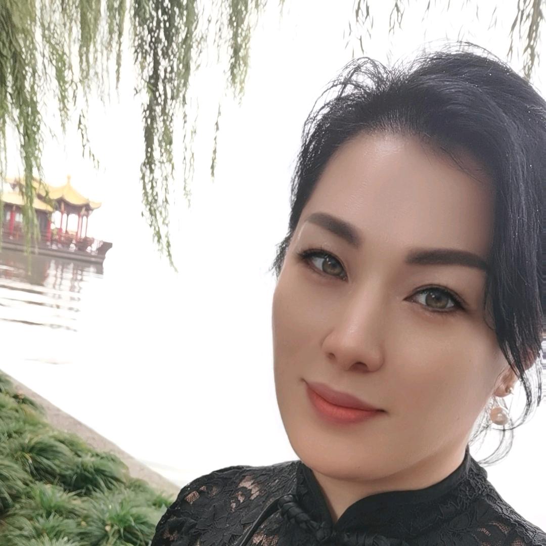 微笑的水