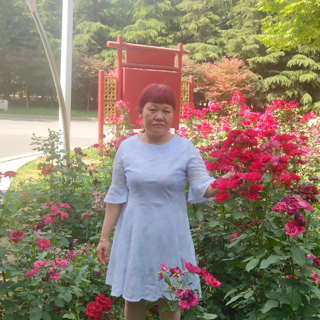 张荣芬