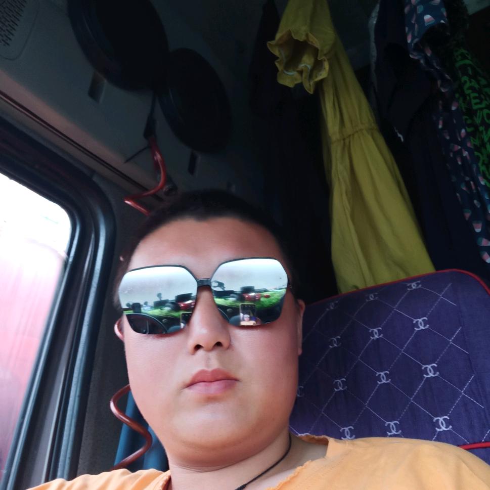 宇辉琦侠