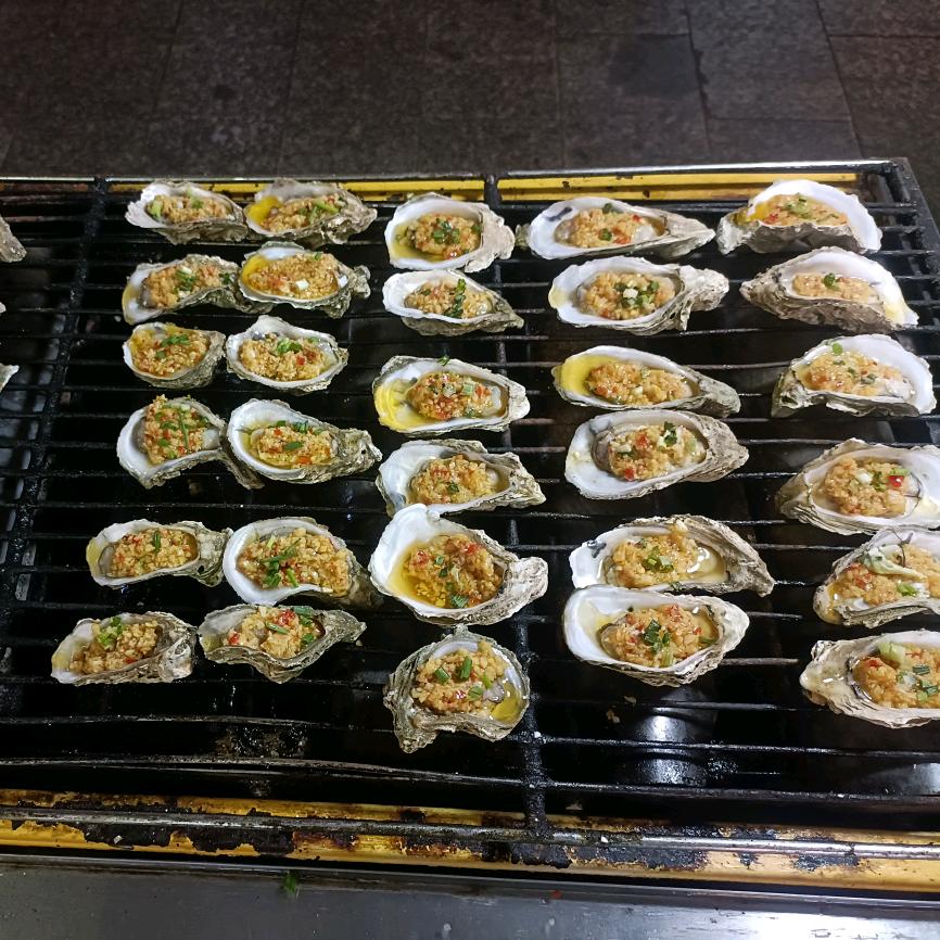 全州步行街烤生蚝