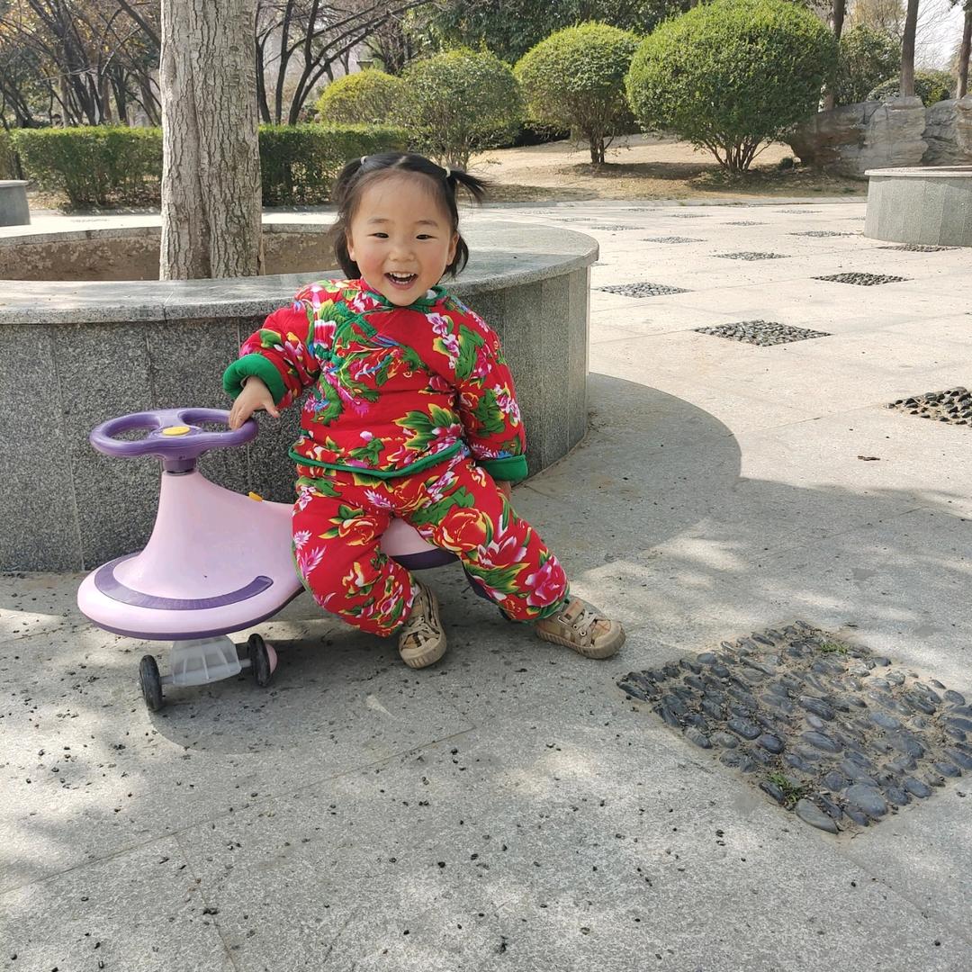 调皮的宝宝